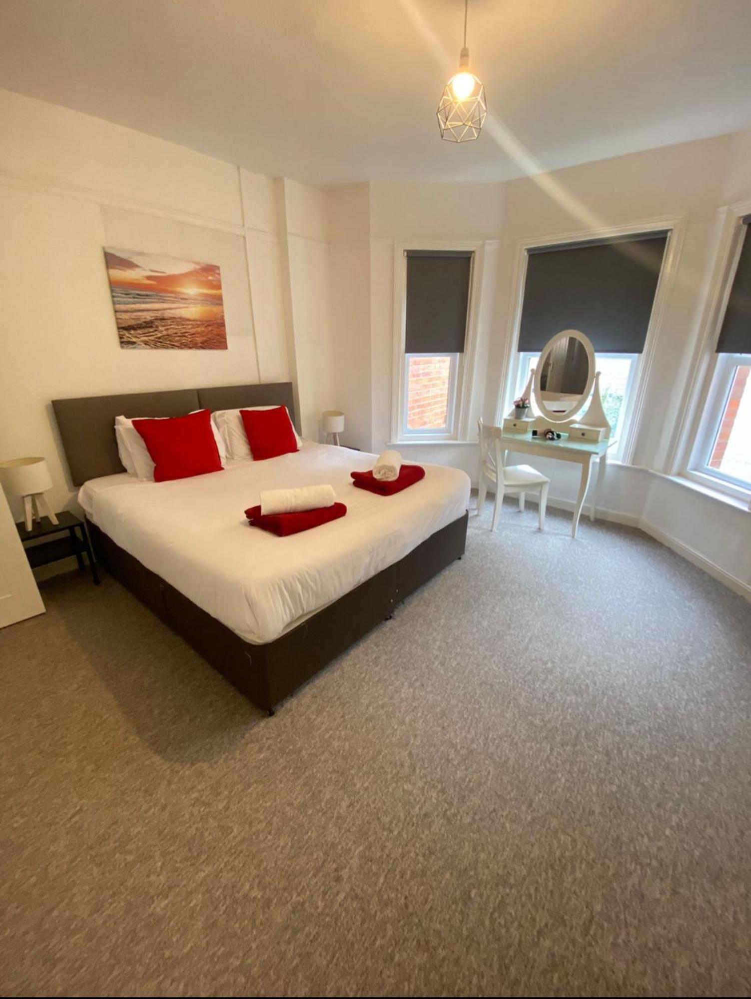 Seaside Escape In Central Bournemouth Spacious Stylish & Inviting Urban Heights Esterno foto